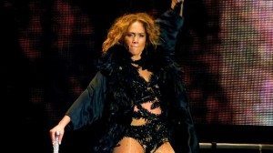 jennifer-lopez-dubai-2014-photo