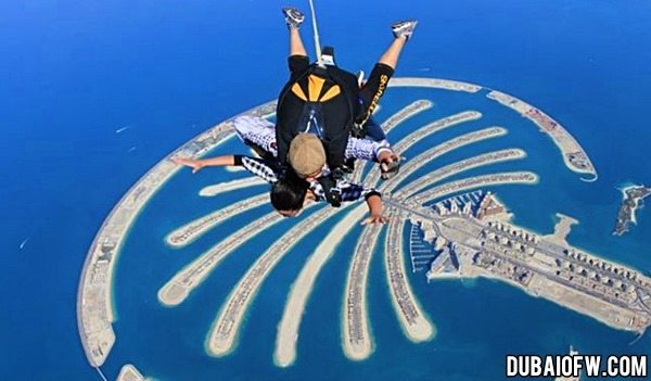 skydiving the palm islands dubai