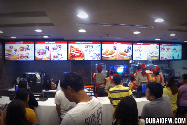 burjuman dubai jollibee fastfood