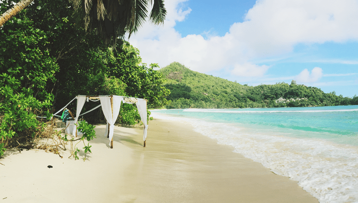 beach wedding dubai to seychelles