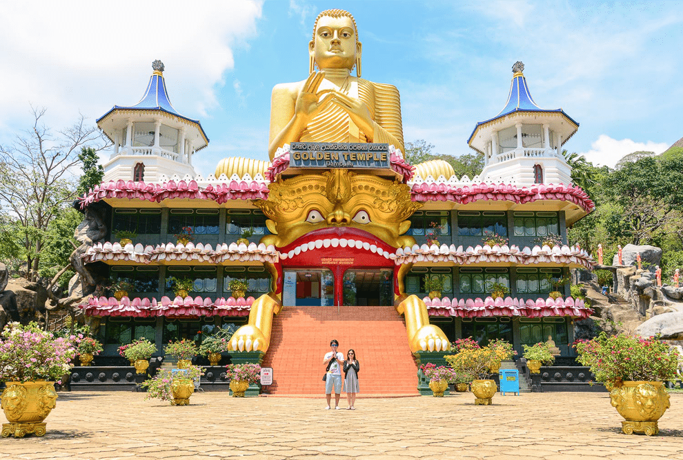 golden-temple-of-dambulla-sri-lanka