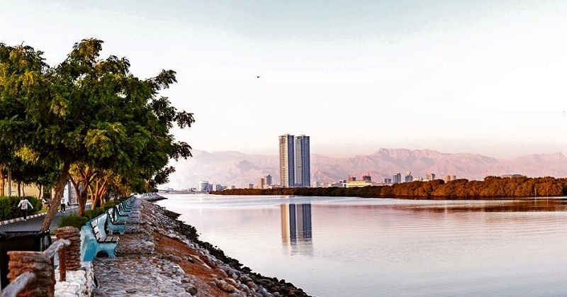 dubai to ras al khaimah via bus - al qawasim corniche