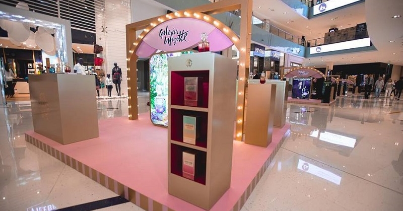 dubai shopping festival 2019 - make up display