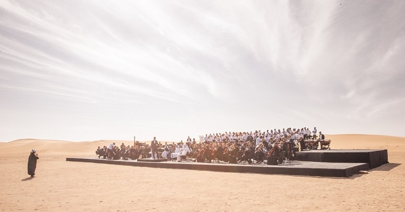 WATCH Multinational Orchestra Performs UAE Anthem in the Desert 2