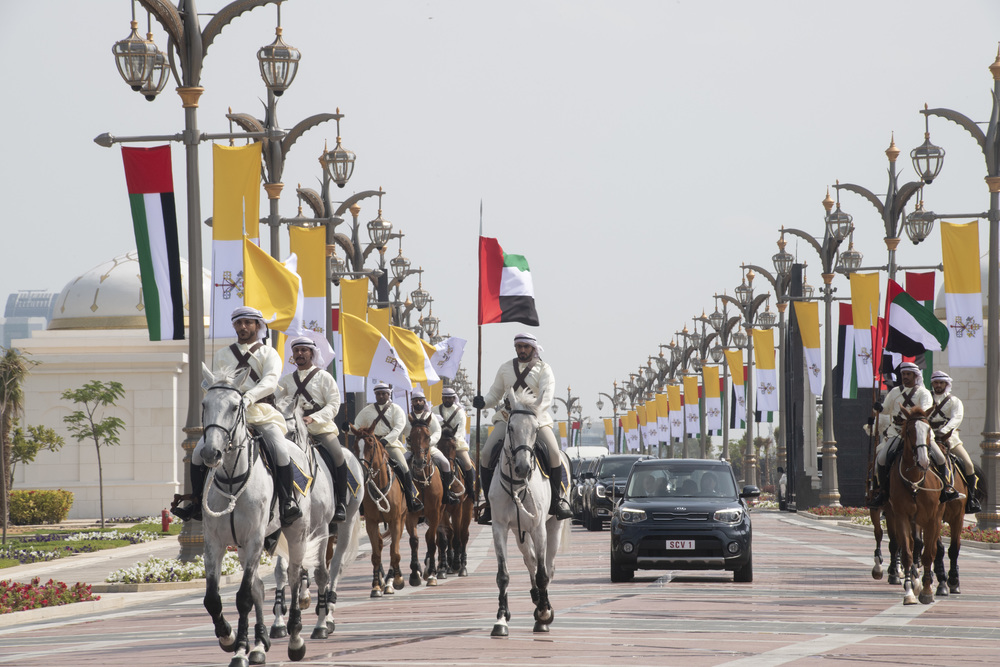 uae welcomes pope