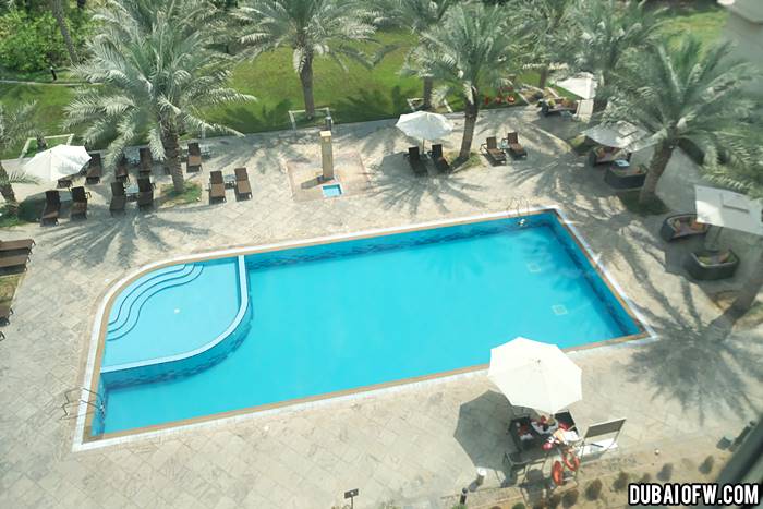 Centro Sharjah Hotel by Rotana pool