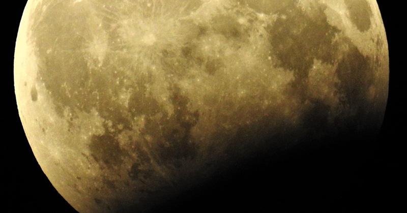 Catch the Lunar Eclipse in UAE Next Week