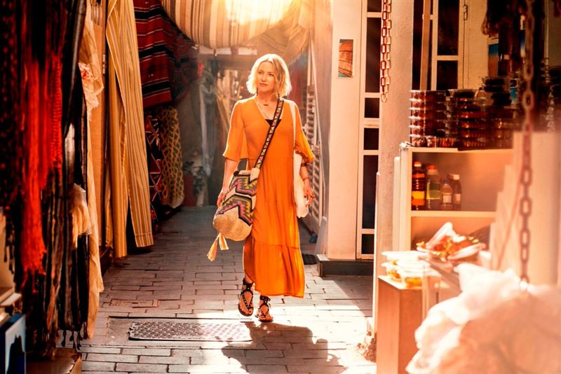 A Story Takes Flight Gwyneth Paltrow, Kate Hudson, & Zoe Saldana Visits Dubai!