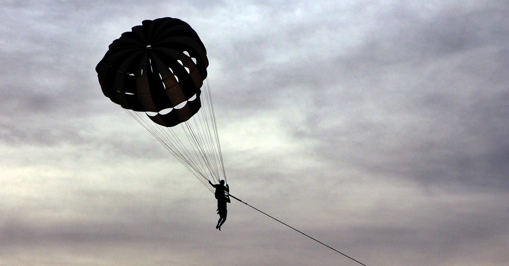 parasailing accident in sharjah