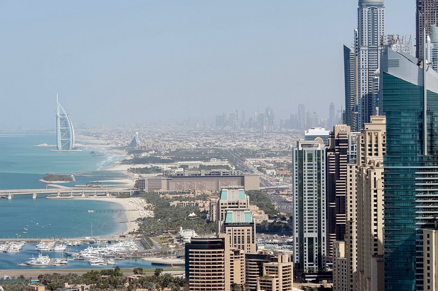 12 Reasons Why Filipinos Want to Work in UAE