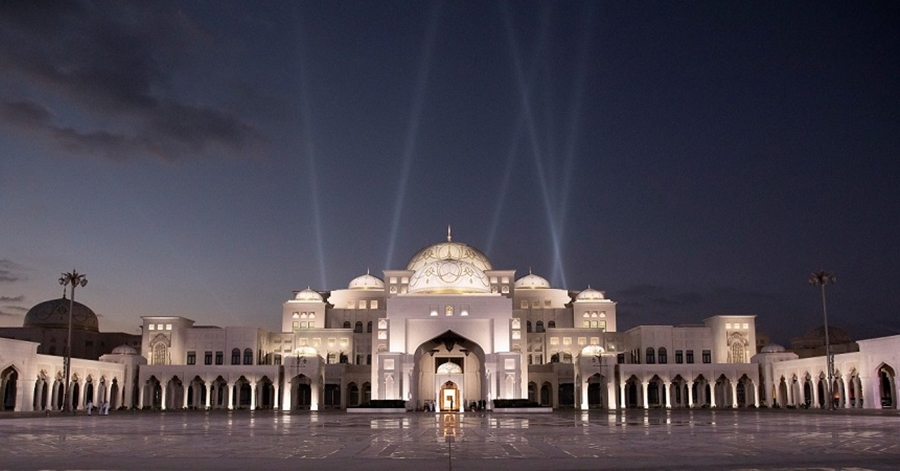Abu Dhabi Closes Main Tourist Spots to Prevent COVID-19 Spread