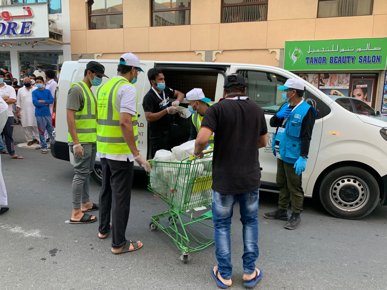 pcg dubai police donate