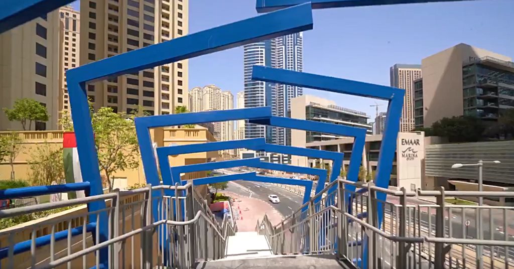 pedestrian foot bridge in dubai marina