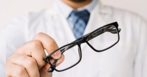 List Of Filipino Ophthalmologists In Dubai 1 300x157 