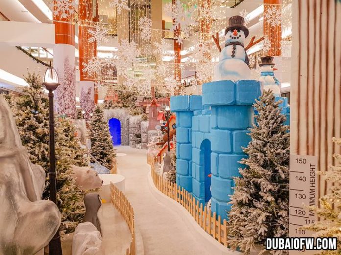 23 PHOTOS Christmas Tree and Village at BurJuman Mall 2021 Dubai OFW