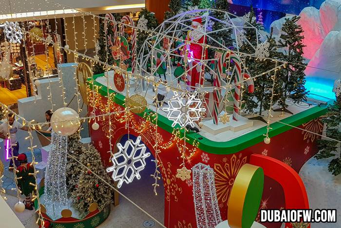 23 PHOTOS: Christmas Tree and Village at BurJuman Mall 2021 