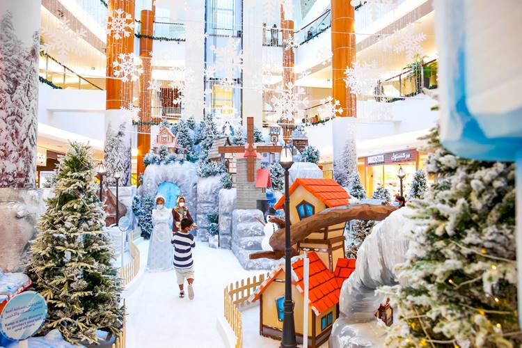 23 PHOTOS Christmas Winter Tale at Burjuman Mall Dubai OFW