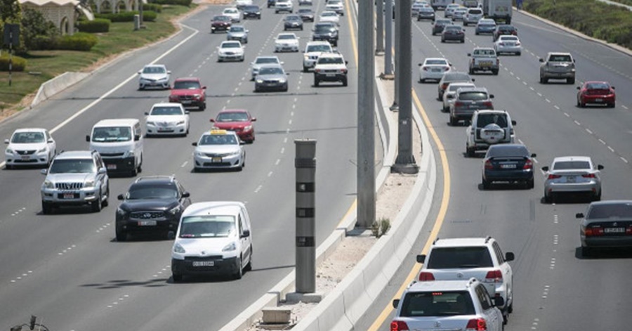 Driving in the UAE: Sudden Swerving to Cost Drivers a AED 1,000 Fine and Four Black Points