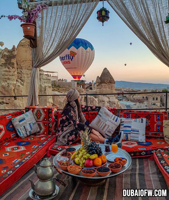 enjoy the beautiful scenery in cappadocia