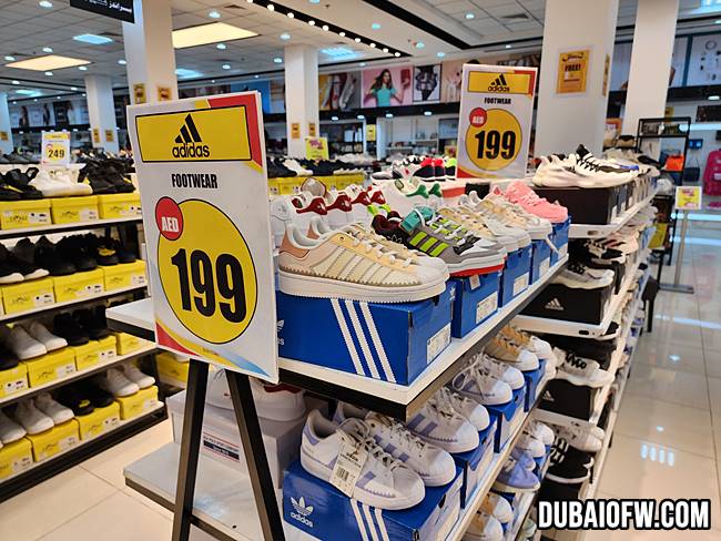 Reef clearance mall adidas