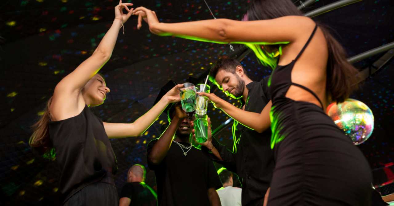 Indian Night Clubs and Dance Bars in Dubai