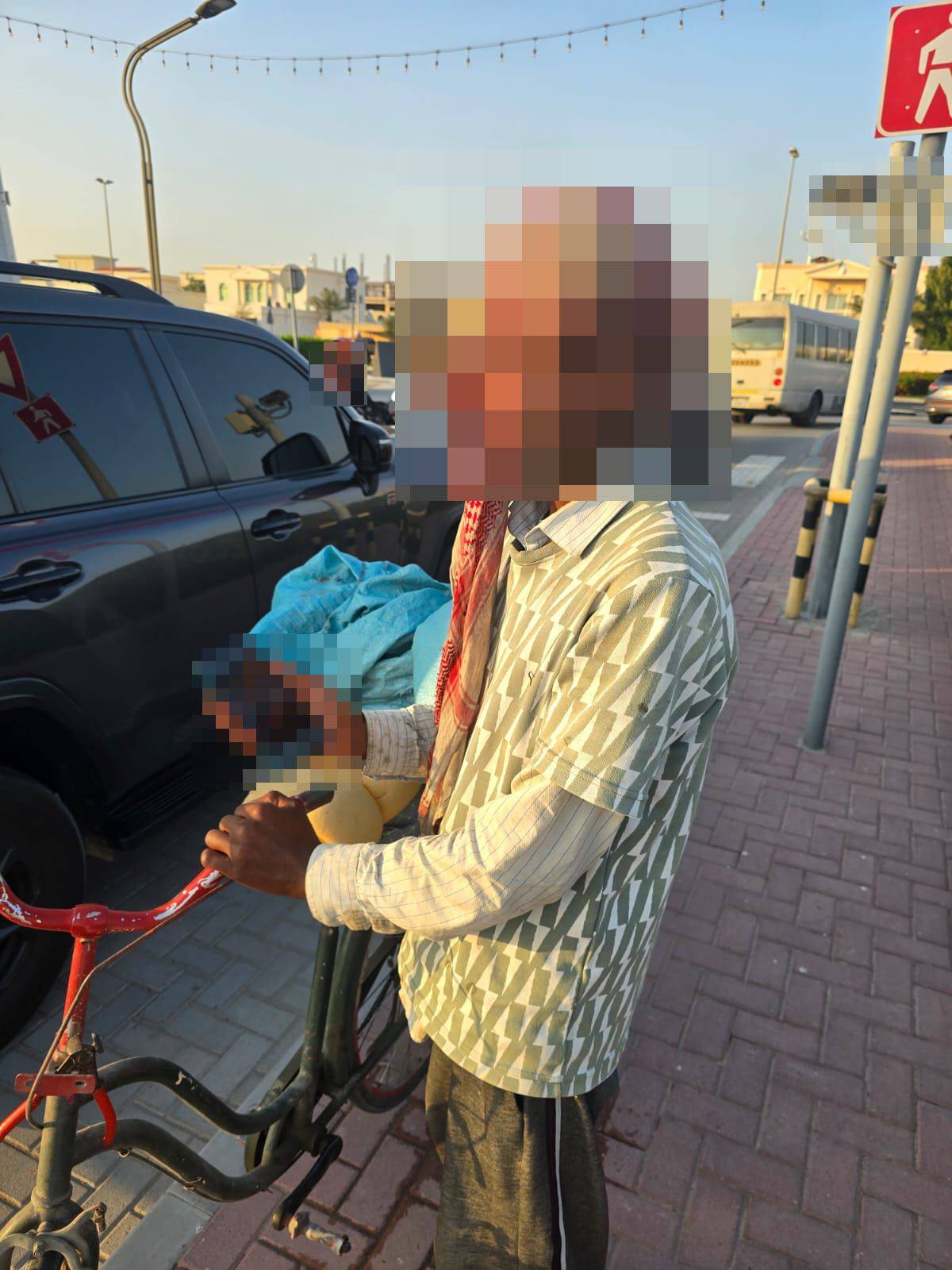 dubai beggar with aed 20 000